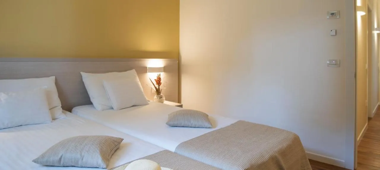 Dieholidaybucht Biograd Na Moru Resort
